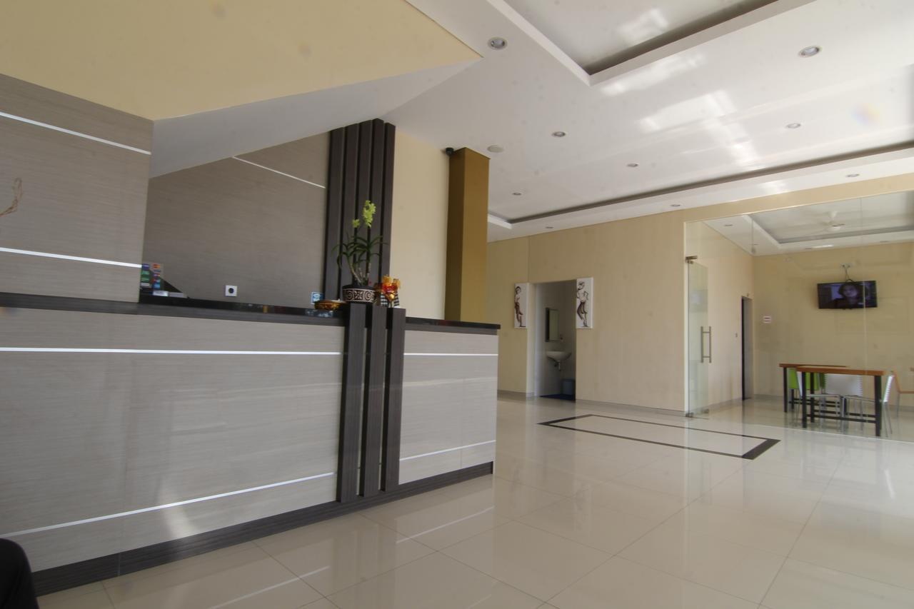 Hotel Mandari Pabean Buleleng Exteriör bild