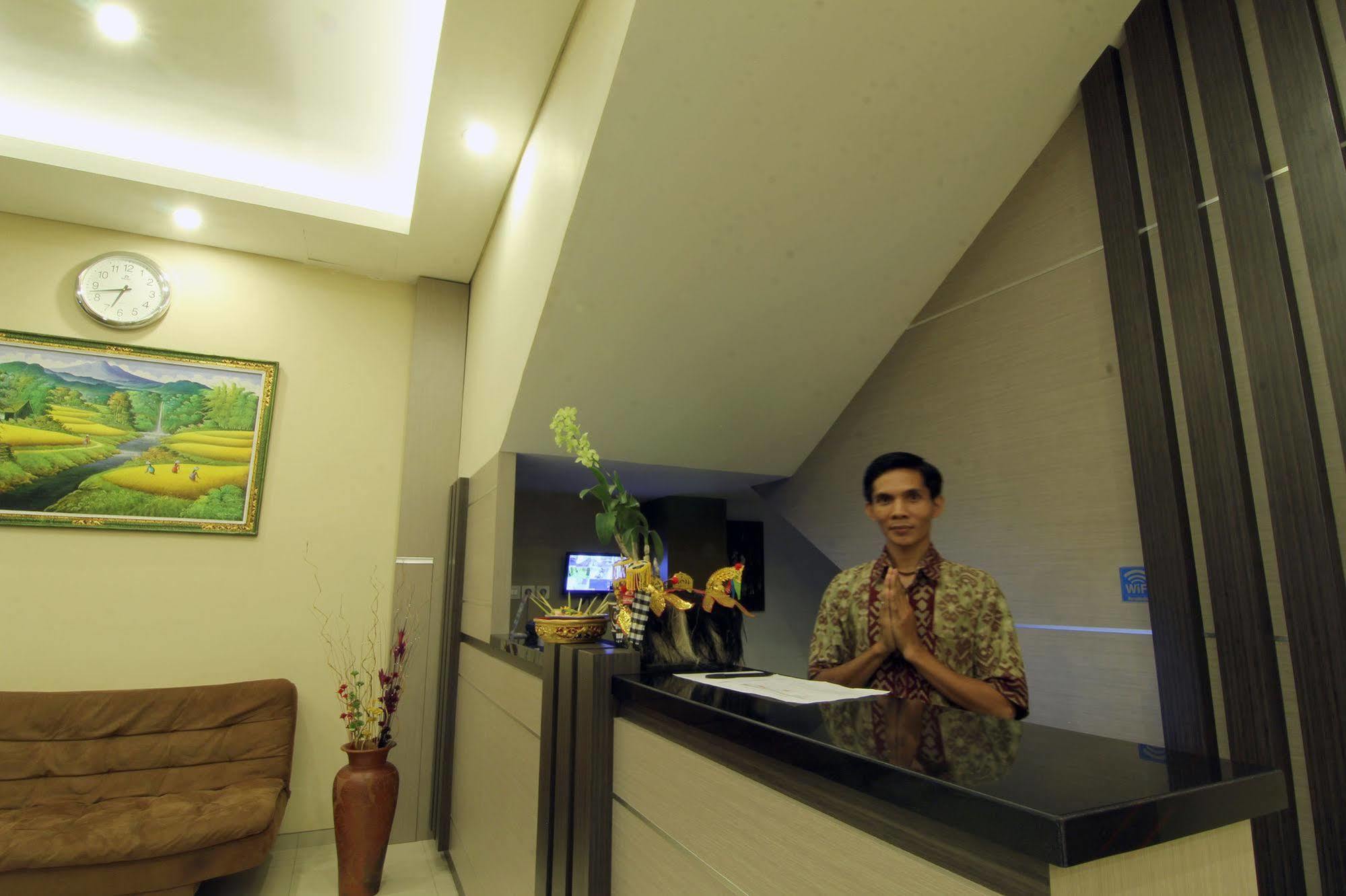 Hotel Mandari Pabean Buleleng Exteriör bild